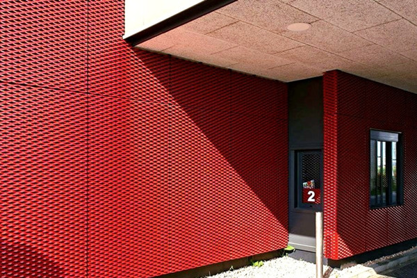 Expanded Metal wall facading for decoration in buildings